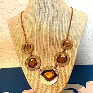 Elegant Gold Statement Necklace
